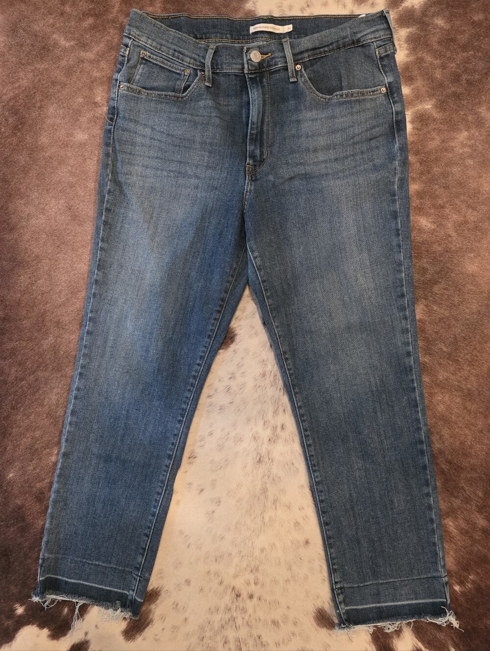 Levi’s 724 High Rise Straight Jeans 31 Raw Hem Crop